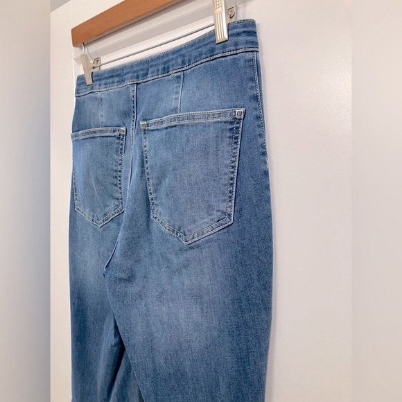 Free People We The Free Just Float On Flare Jeans | Jericho Blue | High Rise 27 - Picture 8 of 11